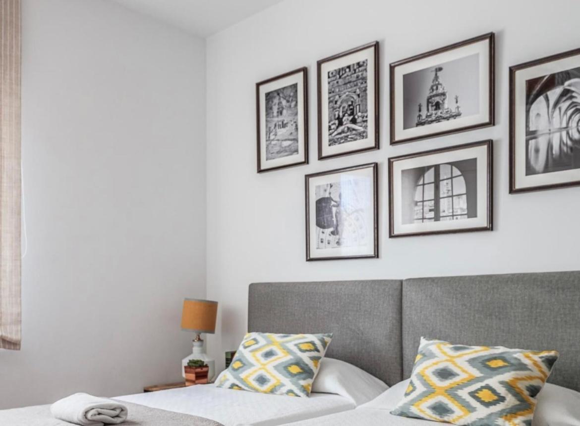 Exclusivo Duplex Con Terraza En Sevilla Экстерьер фото
