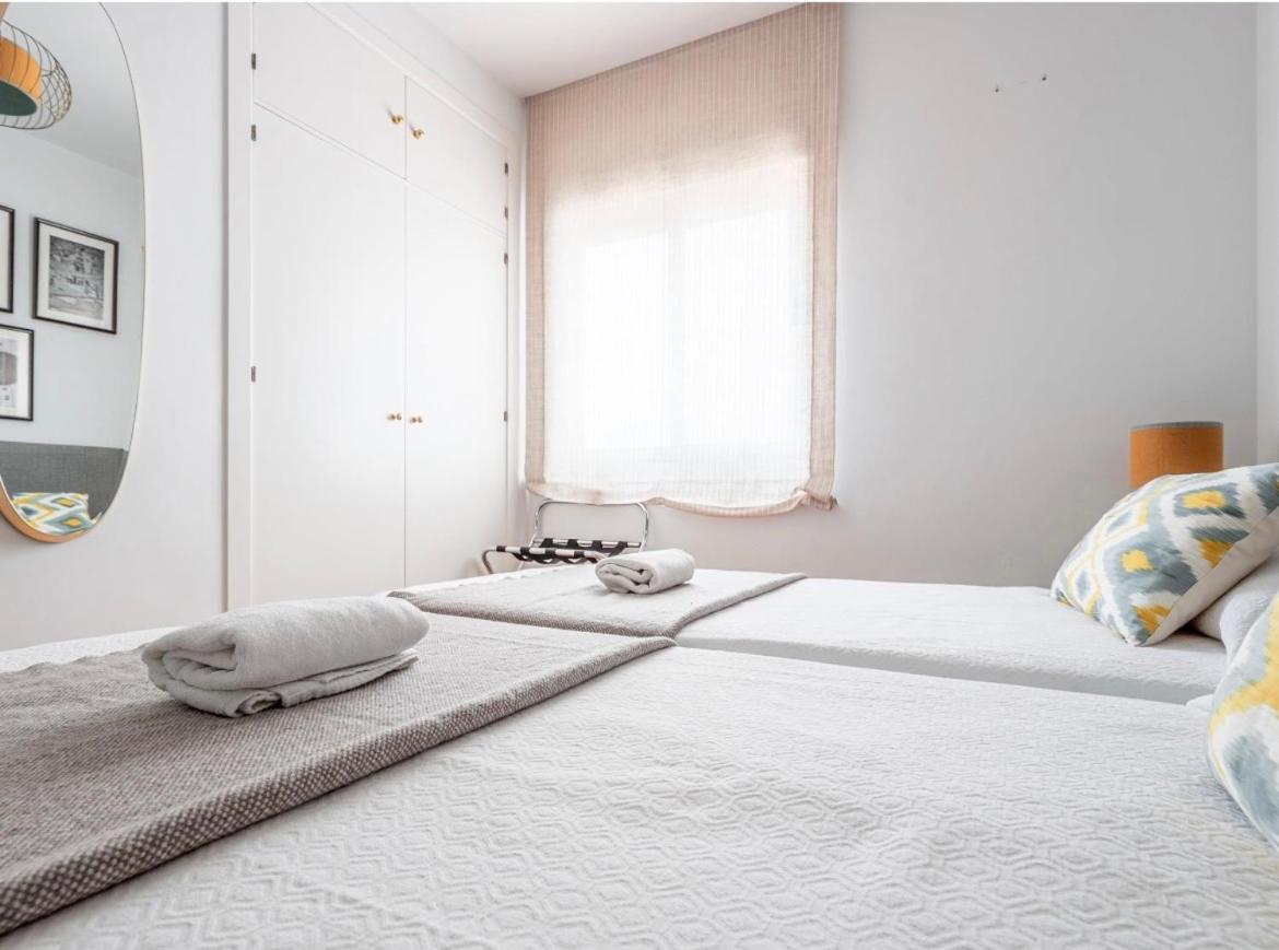 Exclusivo Duplex Con Terraza En Sevilla Экстерьер фото