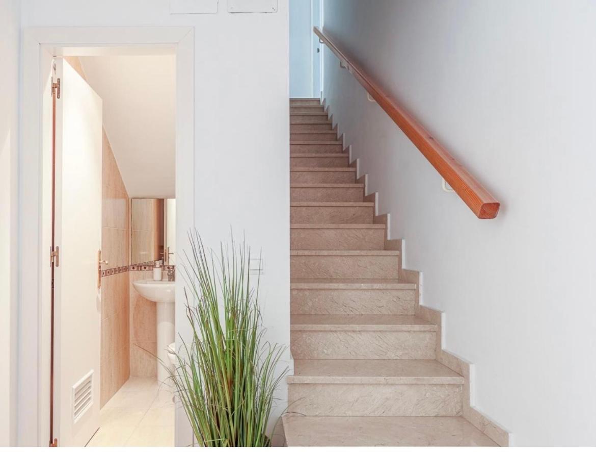 Exclusivo Duplex Con Terraza En Sevilla Экстерьер фото